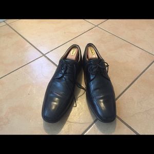 Clark’s Black Dress Shoes Size 12